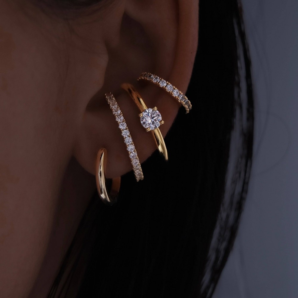 BILLION AVENUE SOLITAIRE HUG EARSTUD GOLD