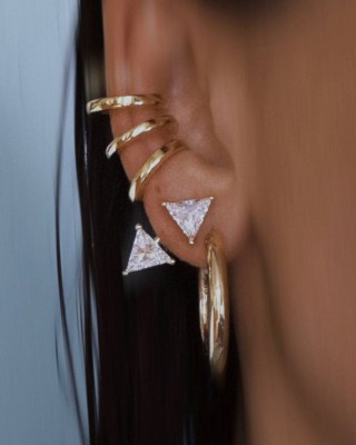BILLION AVENUE TRIO IVA EARCUFF GOLD