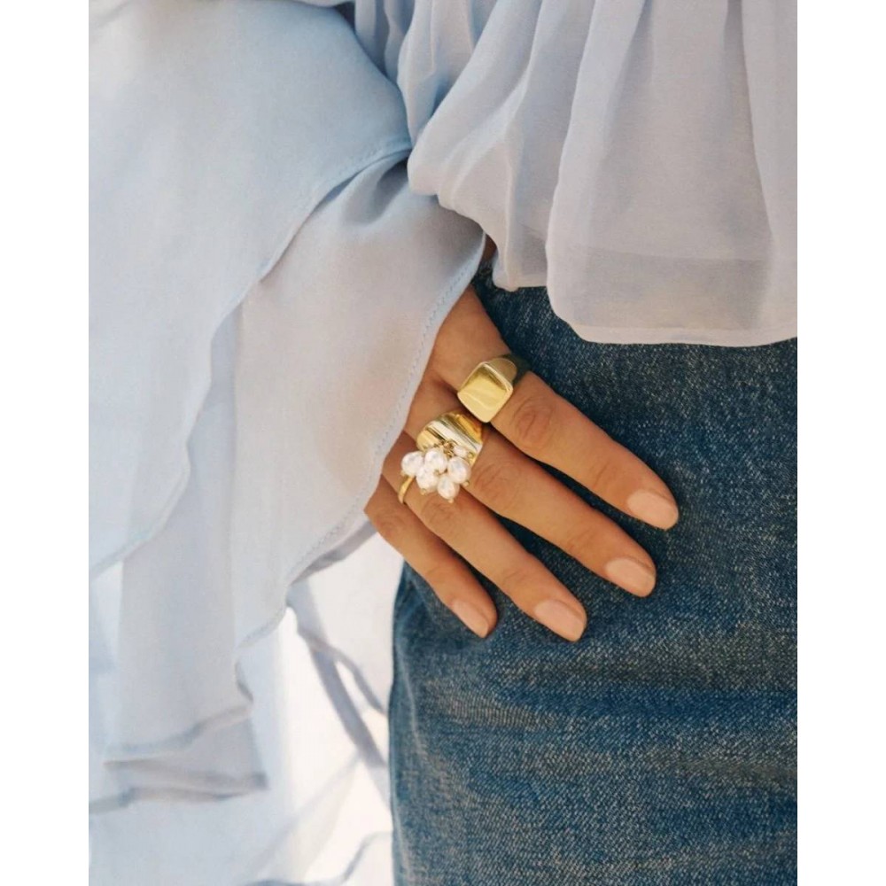 EDBLAD Pearl Signet Ring Gold Δαχτυλίδι με Πέρλες Ανοξείδωτο Ατσάλι 127838
