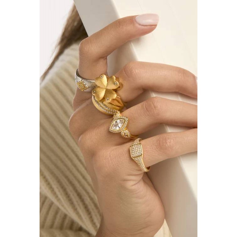 MYA BAY SQUARE SIGNET RING GOLD BA-438