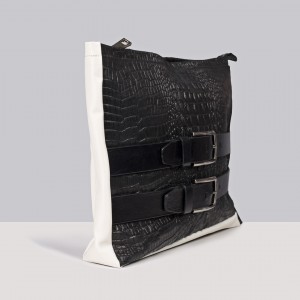 OMMA Milan Shoulder Bag Black Leather