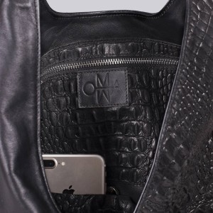 OMMA Athens Shoulder Bag Black Leather