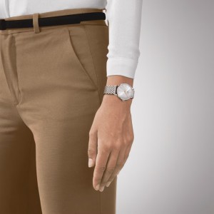 TISSOT T-Classic Everytime Lady Ρολόι Γυναικείο Ασημί Ανοξείδωτο Ατσάλι μπρασελέ T1432101101101
