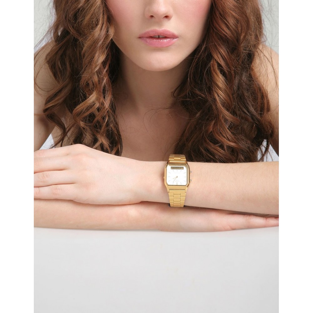 CASIO Vintage Ρολόι Unisex επιχρυσωμένο ανοξείδωτο ατσάλι μπρασελέ AQ-230GA-9DM
