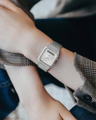 CASIO Vintage Dual Time Ρολόι Unisex Ασημί Ανοξείδωτο Ατσάλι μπρασελέ AQ-230EM-7AEF