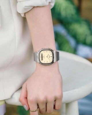 CASIO Vintage Dual Time Ρολόι Unisex Ασημί Ανοξείδωτο Ατσάλι μπρασελέ AQ-240E-7A2EF