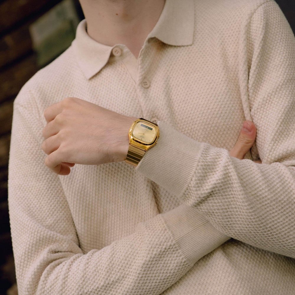 CASIO Vintage Dual Time Ρολόι Unisex Επιχρυσωμένο Ανοξείδωτο Ατσάλι μπρασελέ AQ-240EG-9AEF
