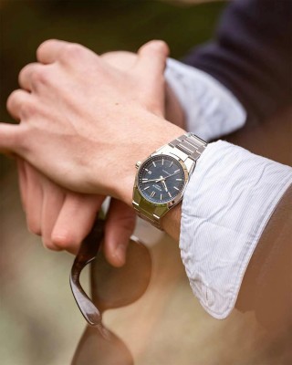 CASIO Edifice Αυτόματο Ρολόι  Ασημί Ανοξείδωτο Ατσάλι Μπρασελέ EFK-110D-2AER