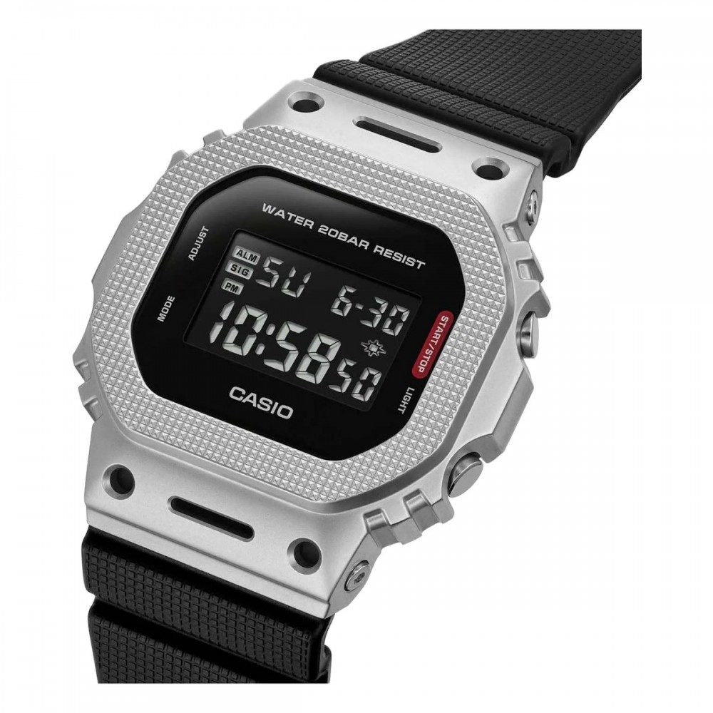 CASIO G-SHOCK Χρονογράφος Ρολόι Μαύρο Καουτσούκ Λουράκι GM-5600M-1ER