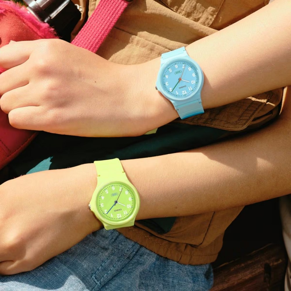 CASIO Collection Pop Ρολόι Μπλε Ανοιχτό Λουράκι Βιολογικής προέλευσης LQ-24B-2BEF