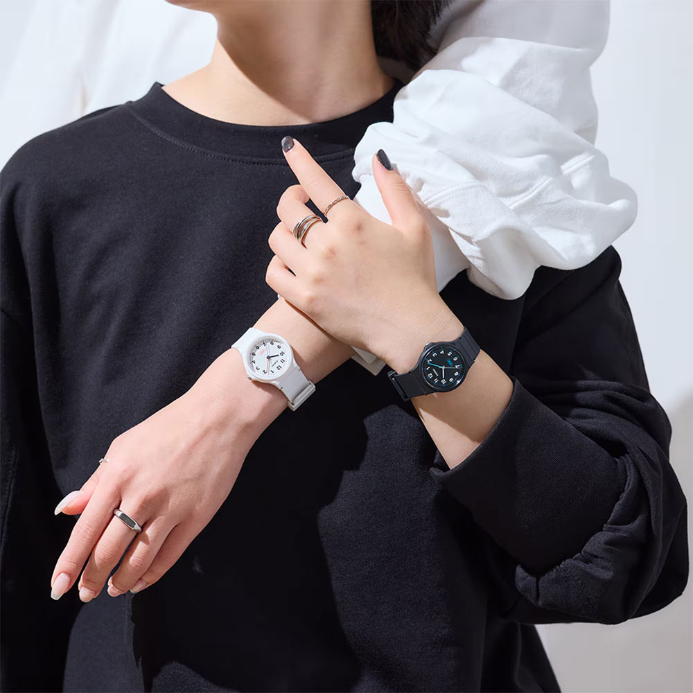 CASIO Collection Pop Ρολόι Λευκό Λουράκι Βιολογικής προέλευσης LQ-24B-7BEF