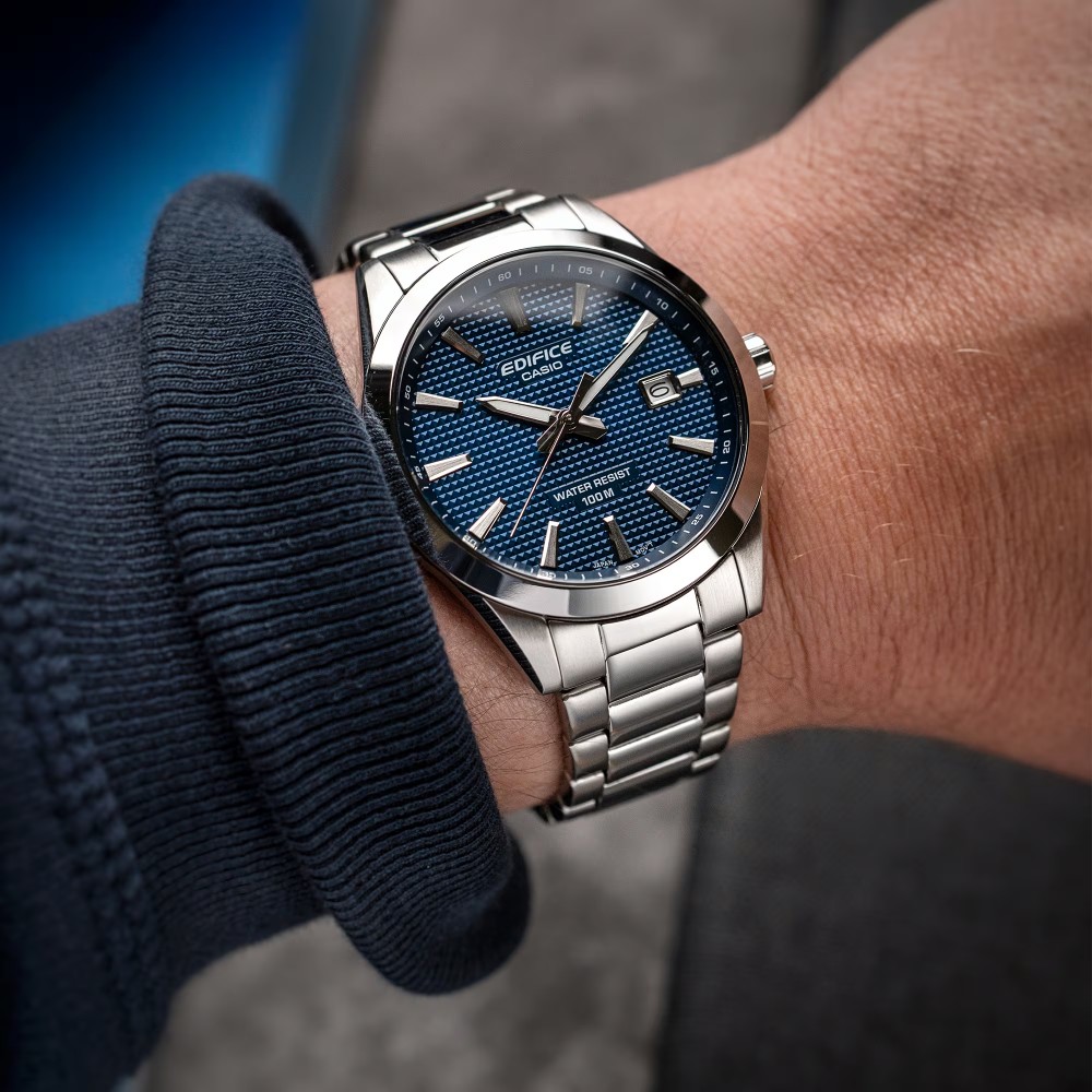 CASIO Edifice Ανδρικός Ασημί Ανοξείδωτο Ατσάλι Μπρασελέ EFV-160D-2AVEF