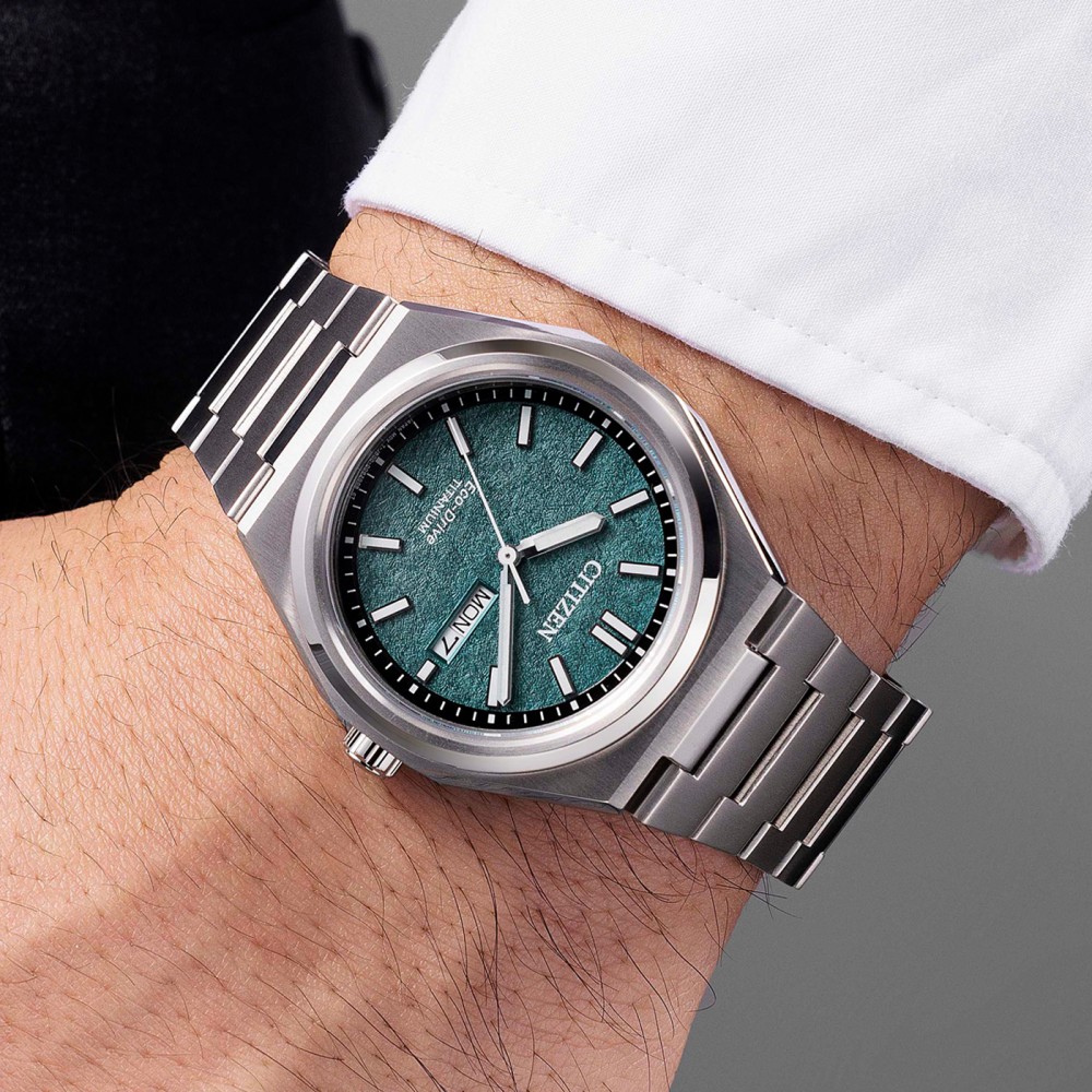 CITIZEN Eco-Drive Titanium Chronograph Ρολόι Ασημί Τιτάνιο AW0130-85XE