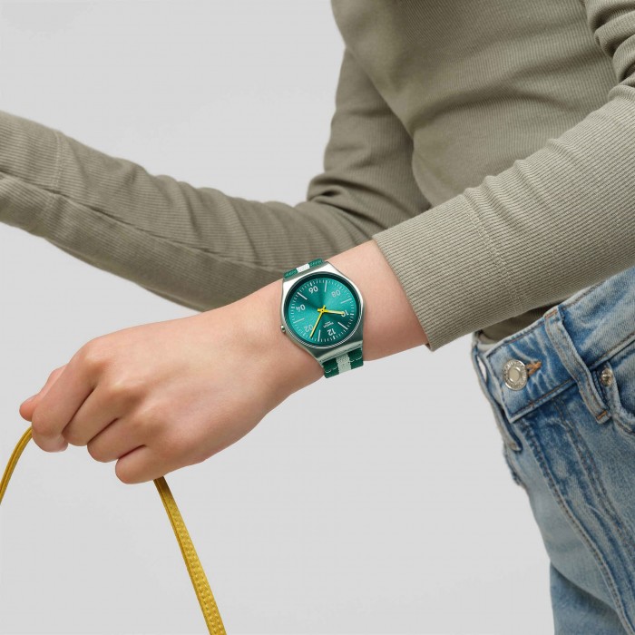 SWATCH CASUAL STRIPE Ρολόι Πολύχρωμο Υφασμάτινο λουράκι SS07S149