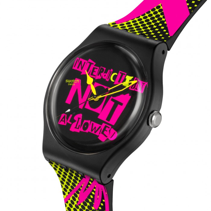 SWATCH DISTORT MODE Ρολόι Μα΄ύρο Λουρί Σιλικόνης SO32B121