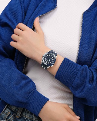 SWATCH SCUBAQUA SEA WASP Ρολόι Μπλε/Λευκό Λουράκι Σιλικόνης SSCU09N100
