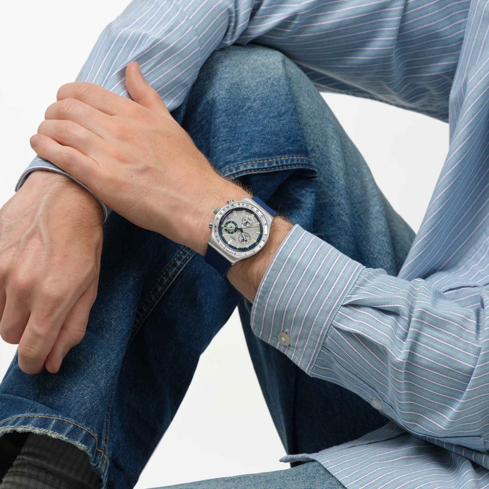 SWATCH BLUE REFLECTIVE Χρονογράφος Ρολόι Μπλε Σιλικ΄ονης λουράκι YVS539