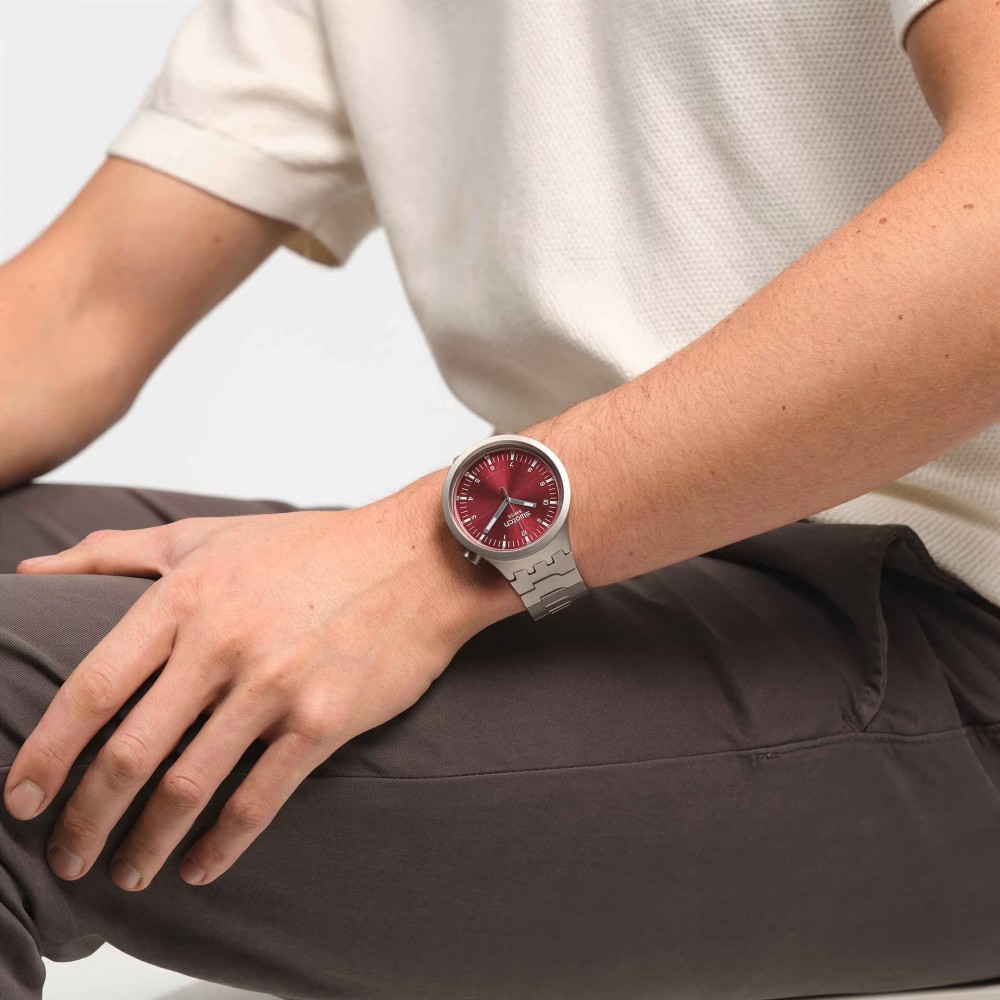 SWATCH SCARLET SHIMMER Unisex Ασημί Ανοξείδωτο Ατσάλι μπρασελέ SB07S104G
