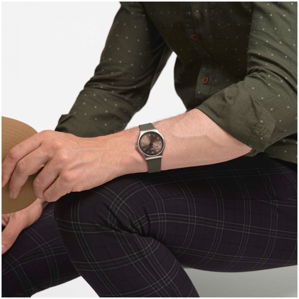 SWATCH SKINEARTH Χακί δερμάτινο λουρί SS07S103