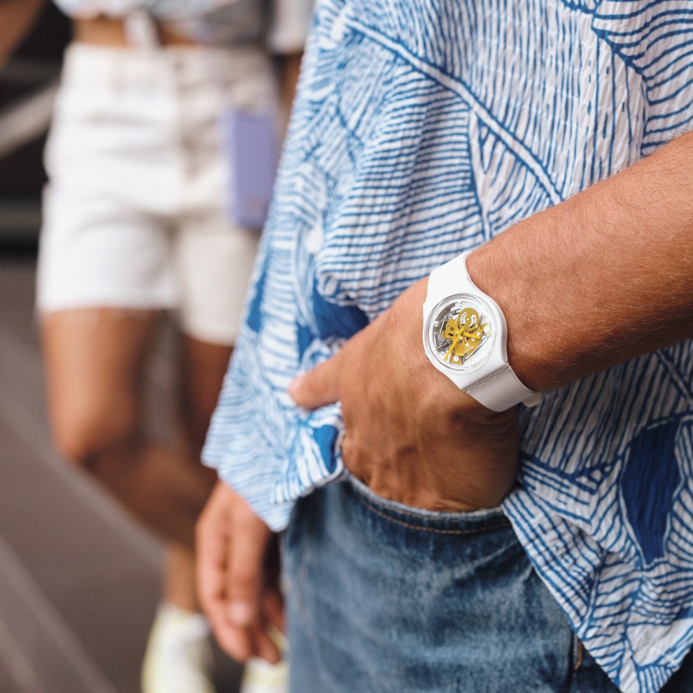 SWATCH TIME TO YELLOW SMALL Unisex Ρολόι Λευκό Λουράκι από Υλικό βιολογικής προέλευσης SO31W105 SWATCH TIME TO YELLOW SMALL Unisex Ρολόι Λευκό Λουράκι από Υλικό βιολογικής προέλευσης SO31W105